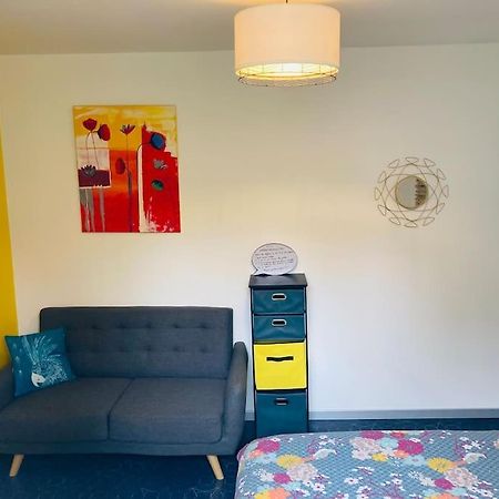 Logement Independant,Calme A 2 Pas Du Centre Ville Lannion Luaran gambar