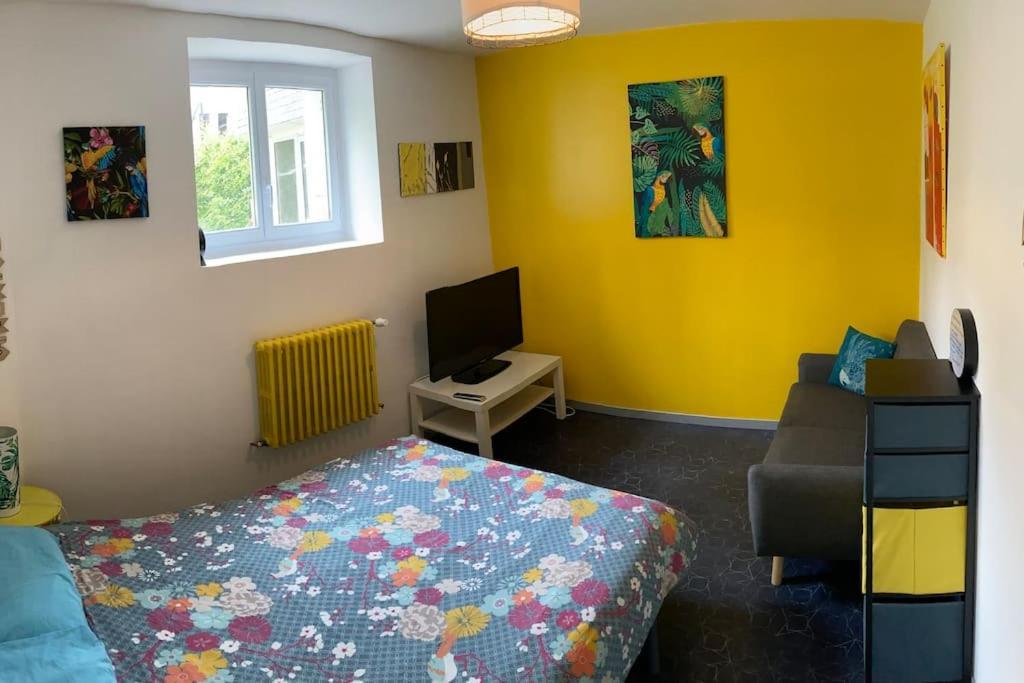 Logement Independant,Calme A 2 Pas Du Centre Ville Lannion Luaran gambar